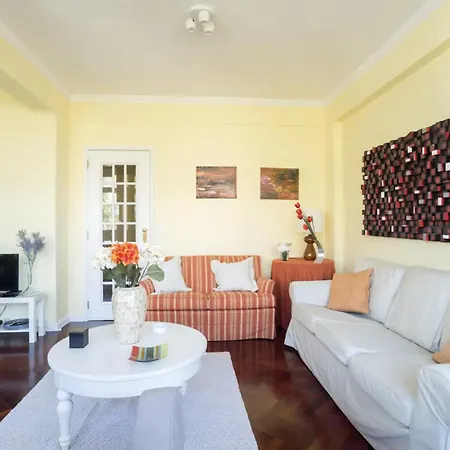 Spacious Apartment In Belem Lisbon Exterior photo
